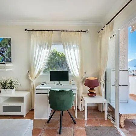 3brd Oceanview Cliff Haven Puerto de Santiago (Tenerife)