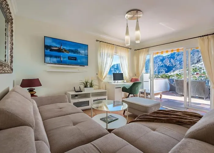 3brd Oceanview Cliff Haven Apartment