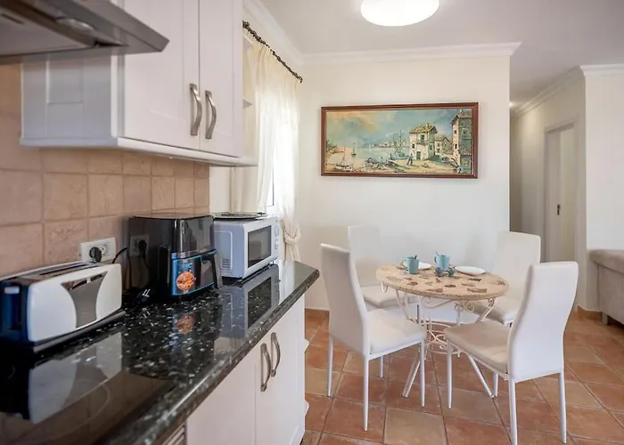 3brd Oceanview Cliff Haven Apartment