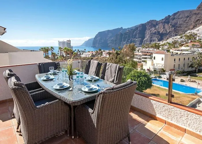 Apartment 3brd Oceanview Cliff Haven *