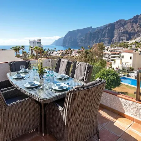 3 Bedroom Oceanview Cliff Haven Puerto de Santiago (Tenerife)